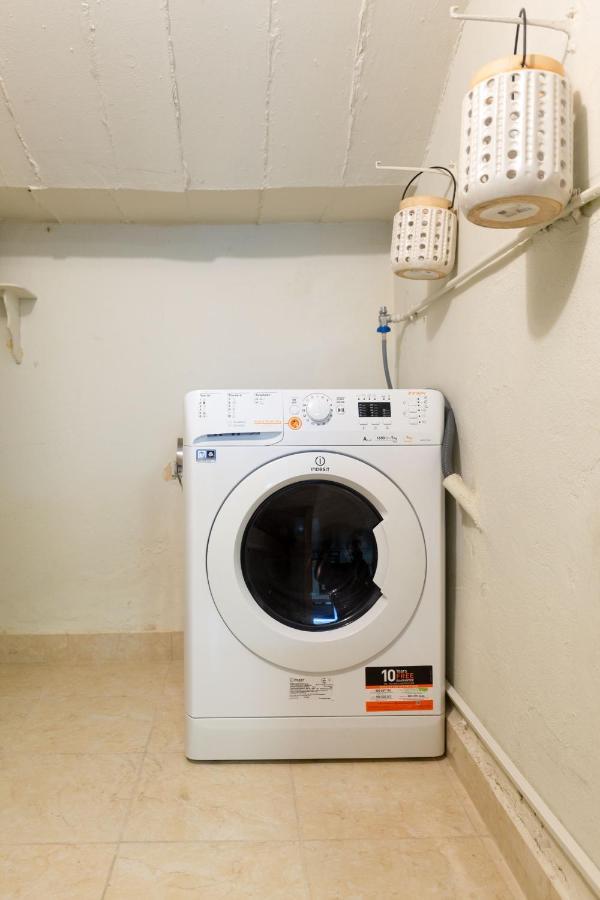 Charming Apartment In The Heart Of Plaka Athens Luaran gambar