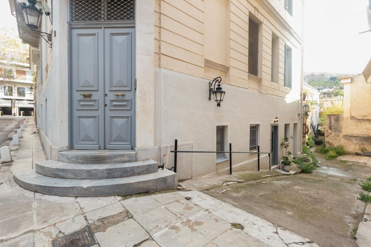 Charming Apartment In The Heart Of Plaka Athens Luaran gambar