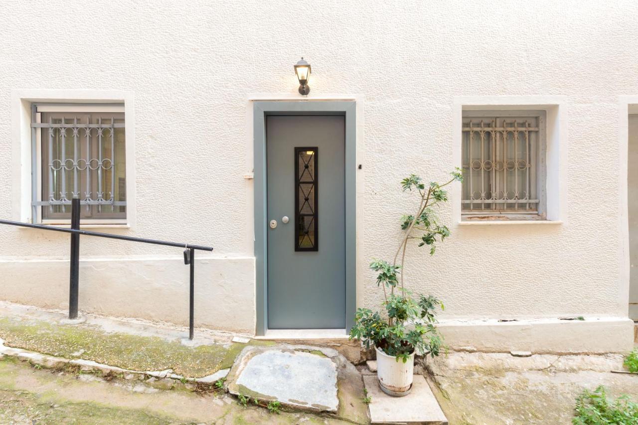 Charming Apartment In The Heart Of Plaka Athens Luaran gambar